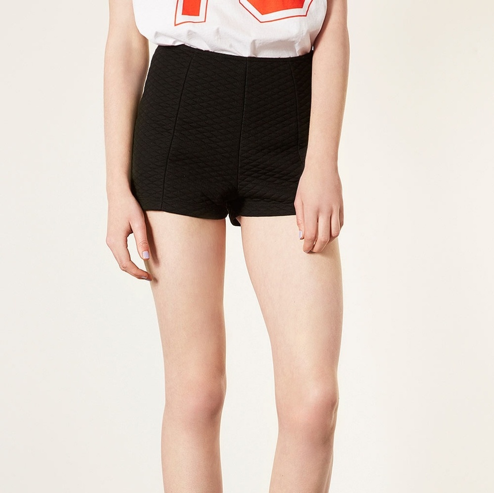 Topshop high rise black quilted shorts 2